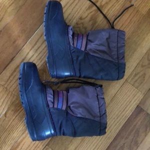 Sorel boots size 2